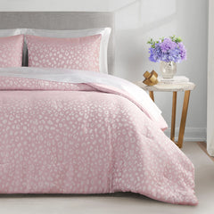 Sparkle Cheetah Jaquard Comforter Set